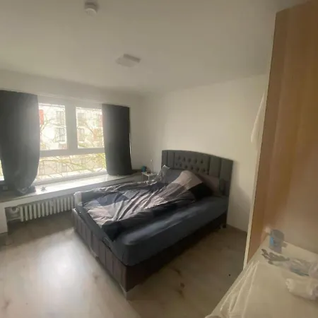 Cosy Flat With Mercatorstrasse View Netflix-wifi Appartement Duisburg