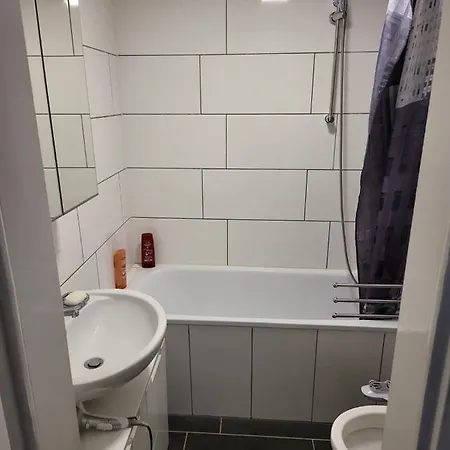 Cosy Flat With Mercatorstrasse View Netflix-wifi Appartement *